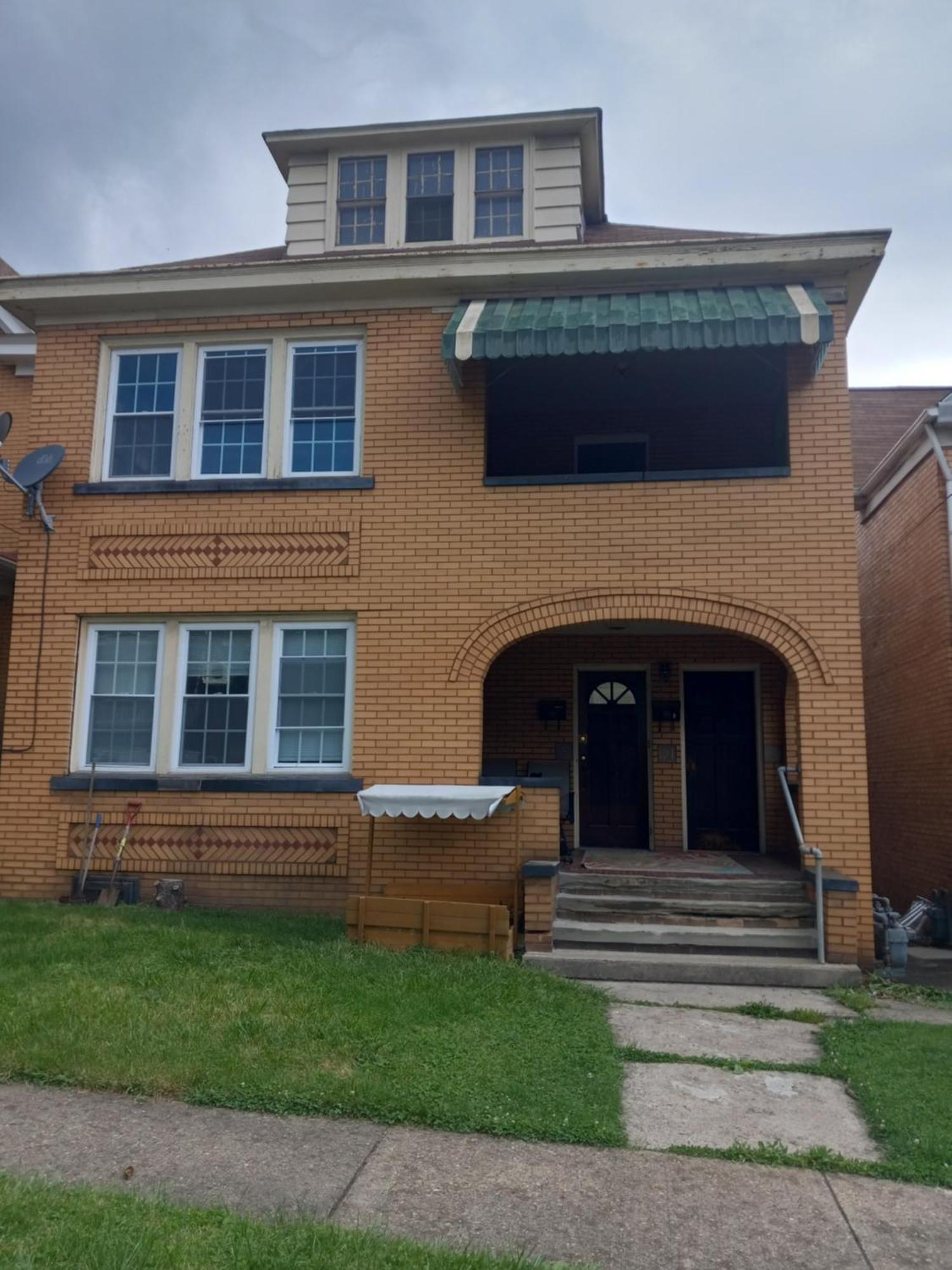 Large With Multiple Sleeping Options Apartment *